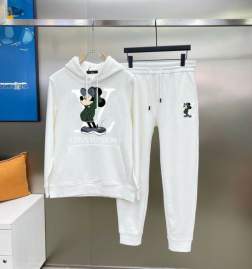Picture of LV Sweater Suits _SKULVM-4XLkdtn14440886